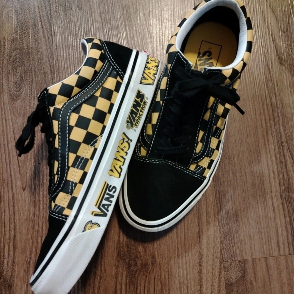 Vans Black and Yellow Checkerboard Low-Top Sneakers 8.5